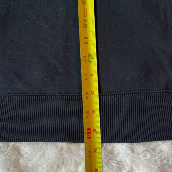 - Hollister Cropped Black Hoodie Full Zipper Front Pockets Size XS NWT - Picture 9 of 15